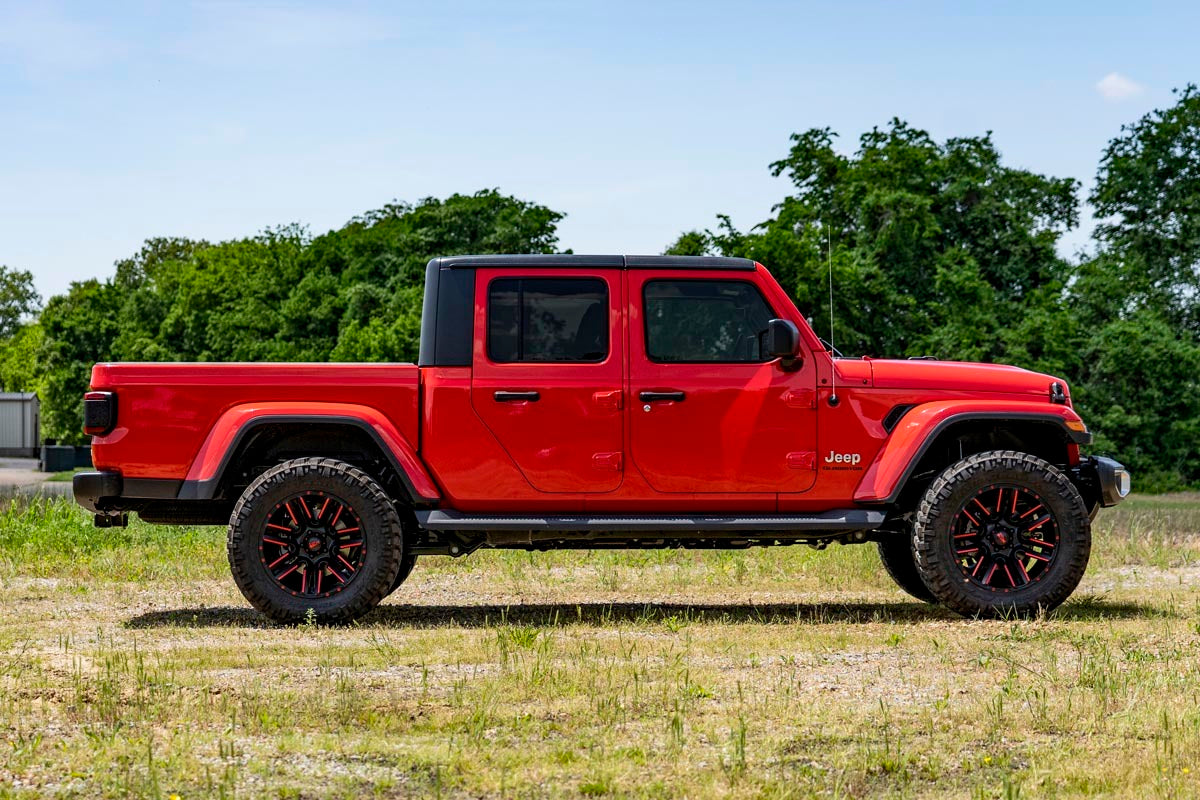 Rough Country 2.5in Lift Kit For Jeep Suspension 2020-2025 Gladiator 63400