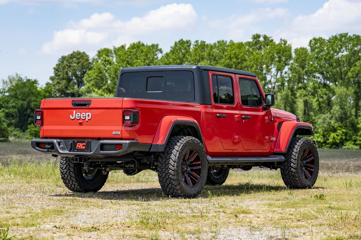 Rough Country 2.5 in Spacer Lift Kit fits Jeep Gladiator JT 20-25 -4