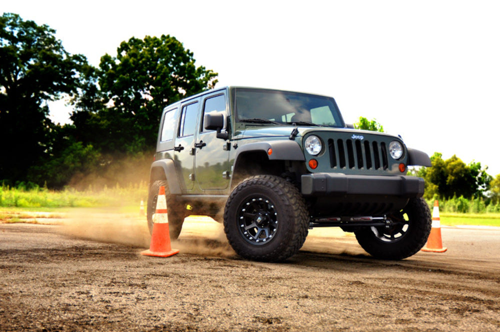 Rough Country 3.5" Lift Kit M1 For Jeep Wrangler JK 2WD/4WD 07-18