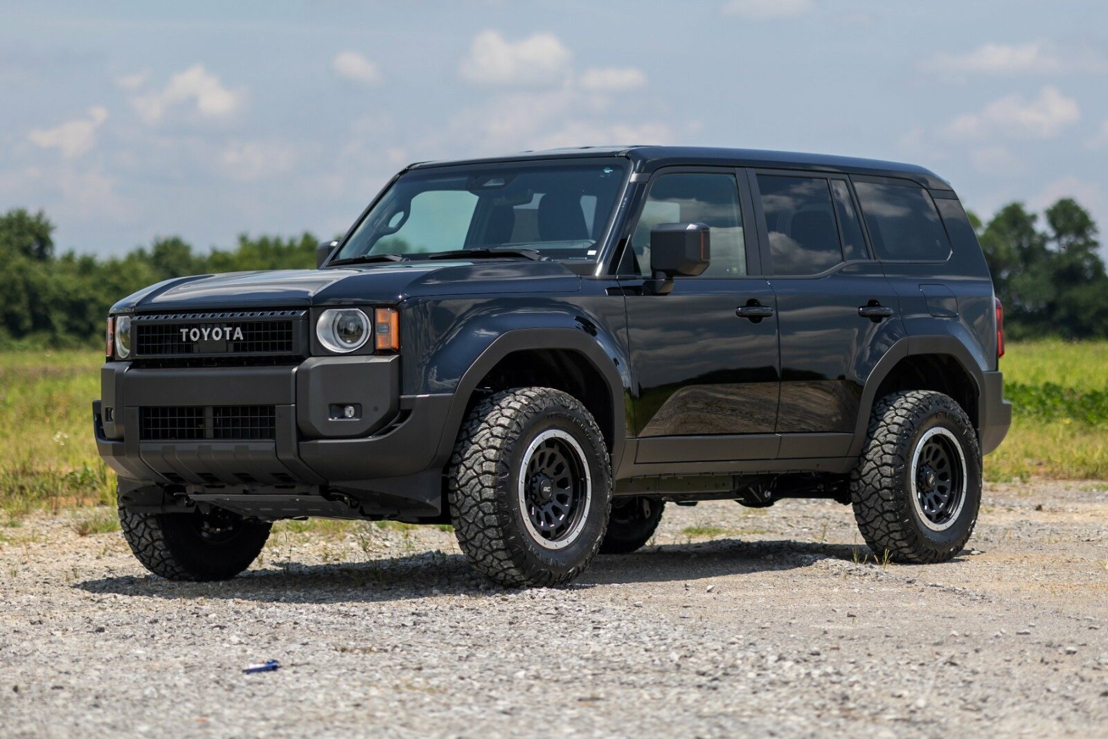 Rough Country 1.5" Leveling Kit Toyota Land Cruiser 4WD 2024 72900_A