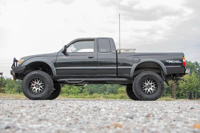 Rough Country 6in Suspension Lift Kit fits 95-04 Tacoma 74130