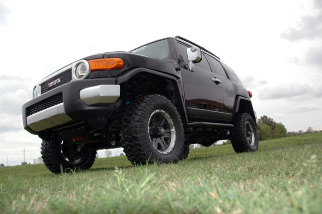 Rough Country 6" Suspension Lift Kit for Toyota FJ Cruiser 2007-2009