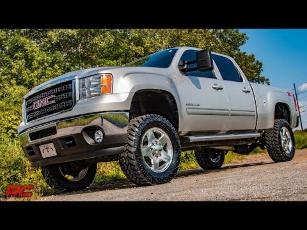 Rough Country 3.5in GM Suspension Lift Kit w/Vertex Shocks 11-19 2500/3500HD -3
