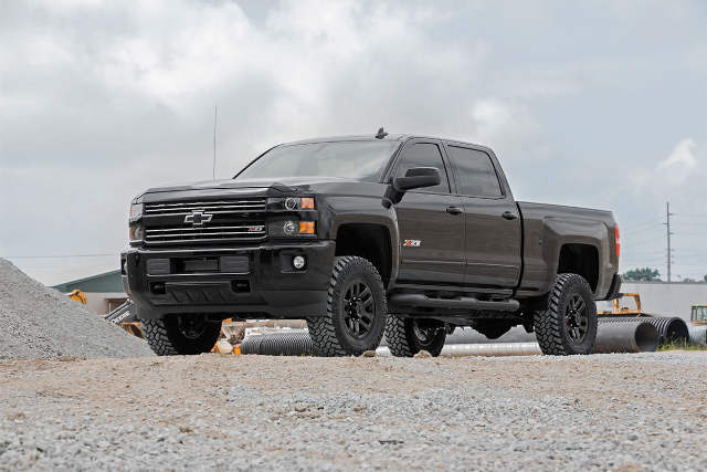 Rough Country 3.5in GM Suspension Lift Kit w/Vertex Shocks 11-19 2500/3500HD 95950