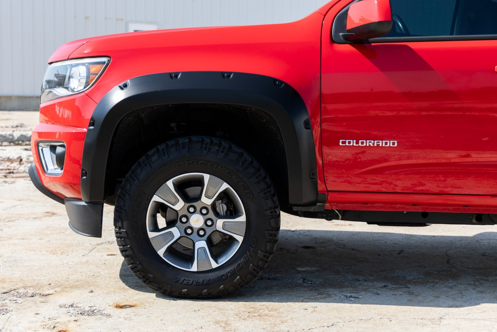 Rough Country Pocket Fender Flares 5' Bed Chevy Colorado 2WD/4WD 15-22 F-C11511A