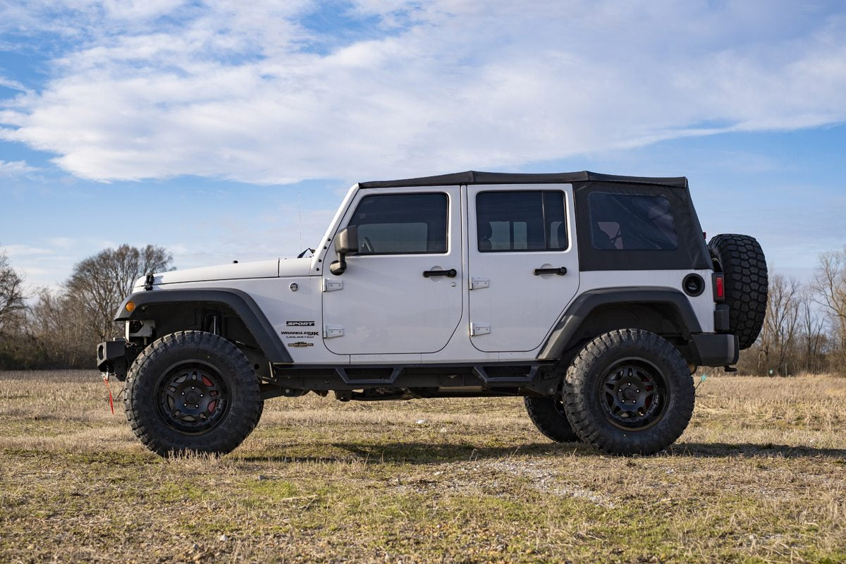Rough Country 3.25" Lift Kit w/Shocks Jeep Wrangler JKU 07-18 4-Door PERF694