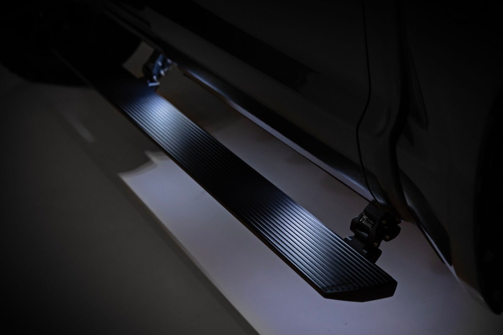 Rough Country Power Running Boards Lighted Crew Cab Chevy/GMC 1500/2500HD 19-25 PSR51920