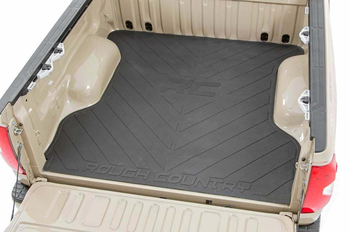 Rough Country Bed Mat RC Logo 5.5 Foot Bed for Toyota Tundra 2WD/4wd 07-21 RCM681