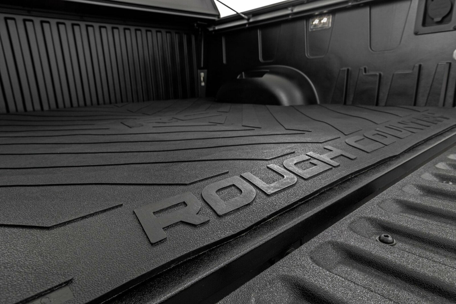 Rough Country Bed Mat 5'7" Bed RC Logo for Toyota Tundra 22-23 RCM689