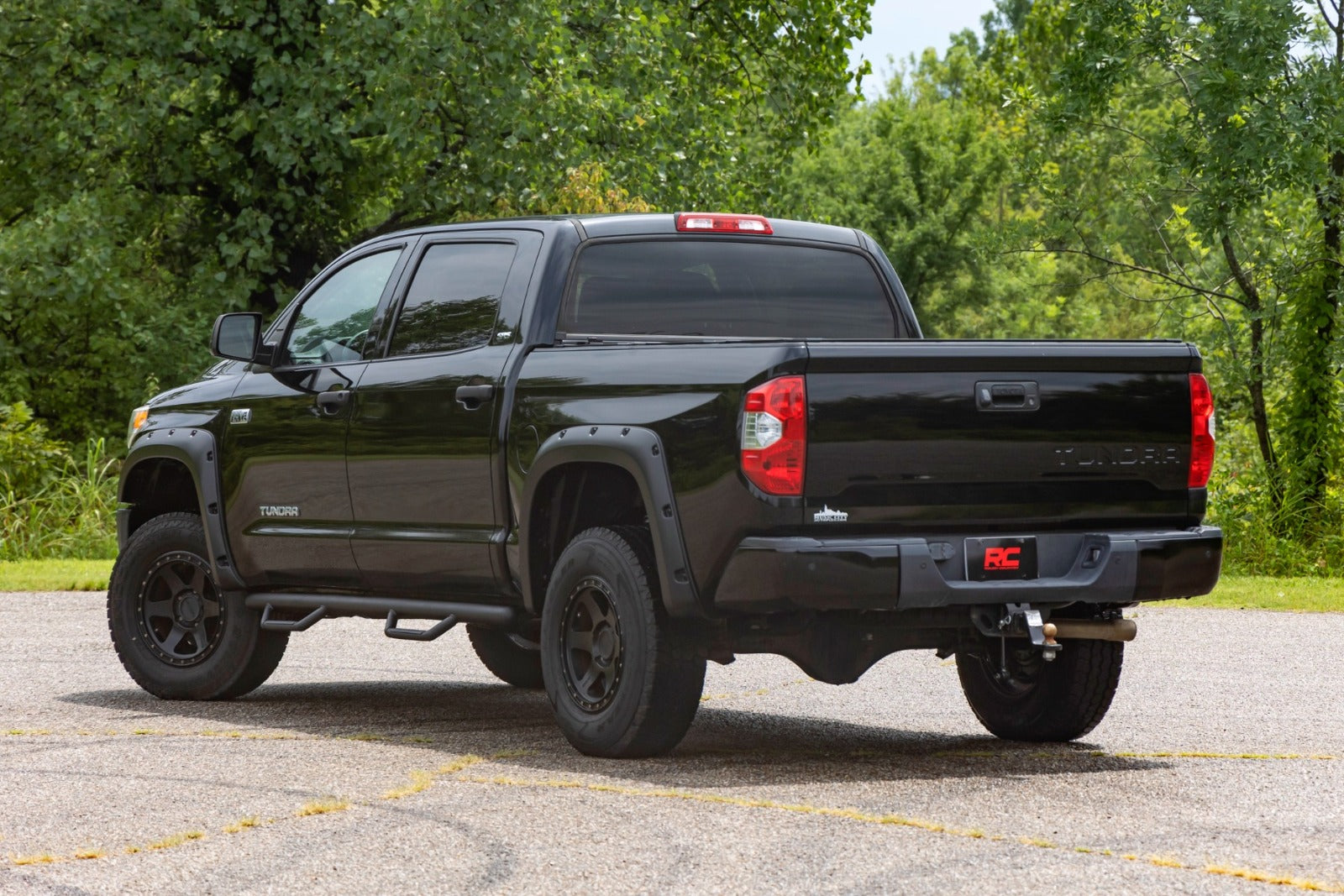 Rough Country Nerf Steps Cab Length CrewMax 5'7" Bed for Toyota Tundra 07-21 T0786CCB