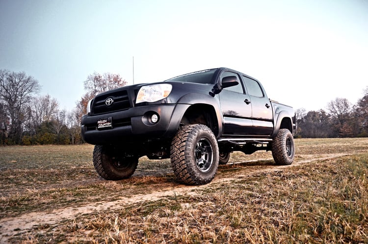 Rough Country 4" Suspension Lift Kit w Shocks for Toyota Tacoma 05-15 4wd 746.20