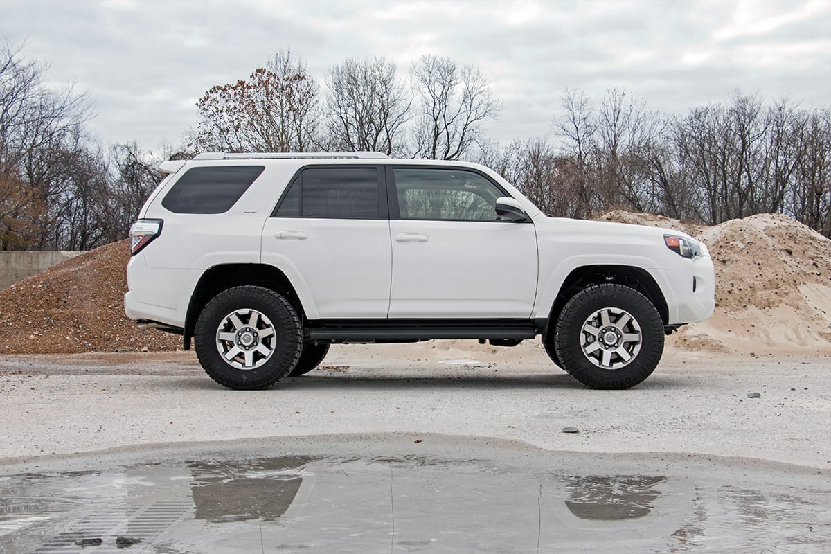 Rough Country 3" Lift Kit Vertex for Toyota 4Runner 4wd 2010-2024 76650RED