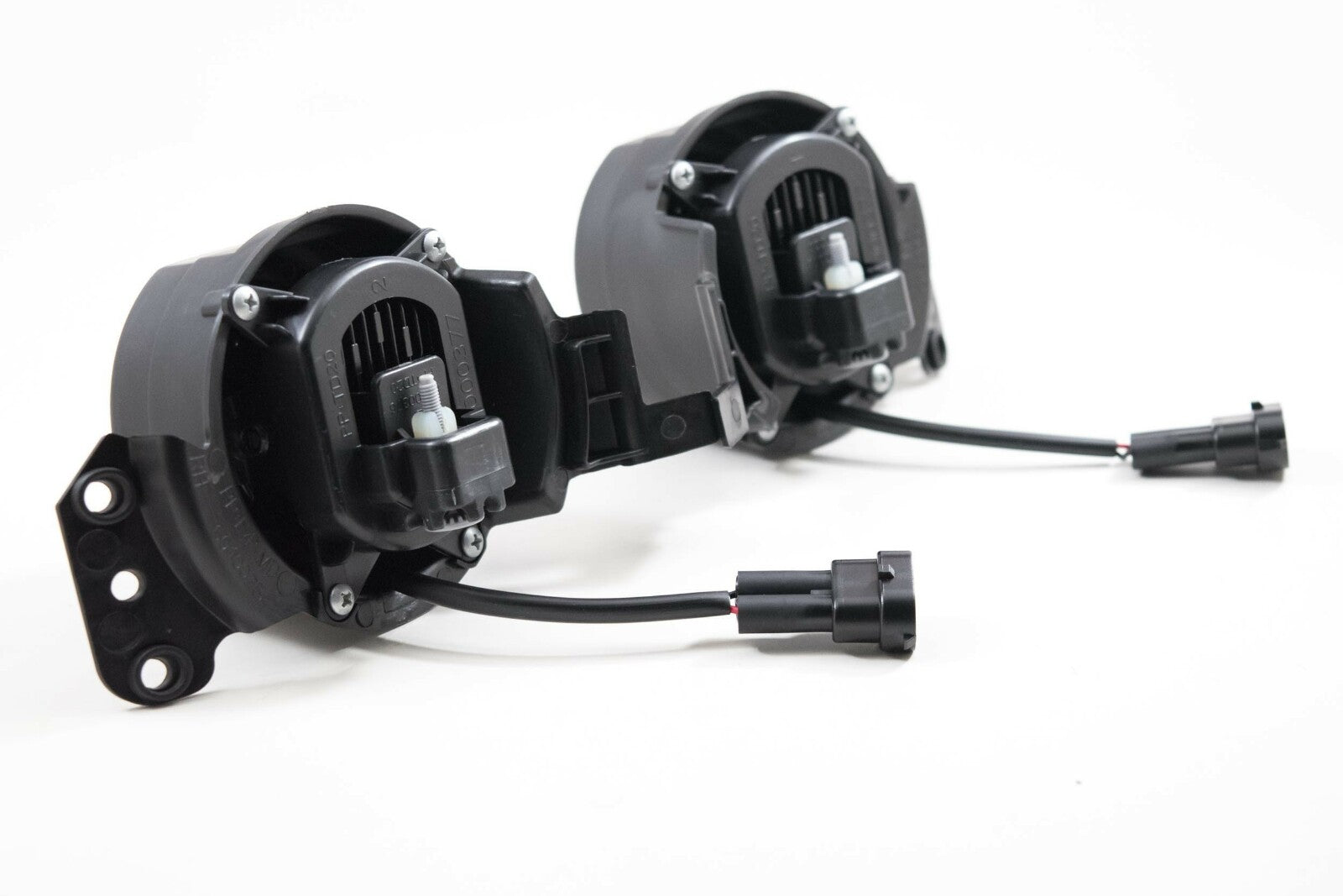 Morimoto GTR Lighting XB LED Fogs Type BMW-2 (Set) -6