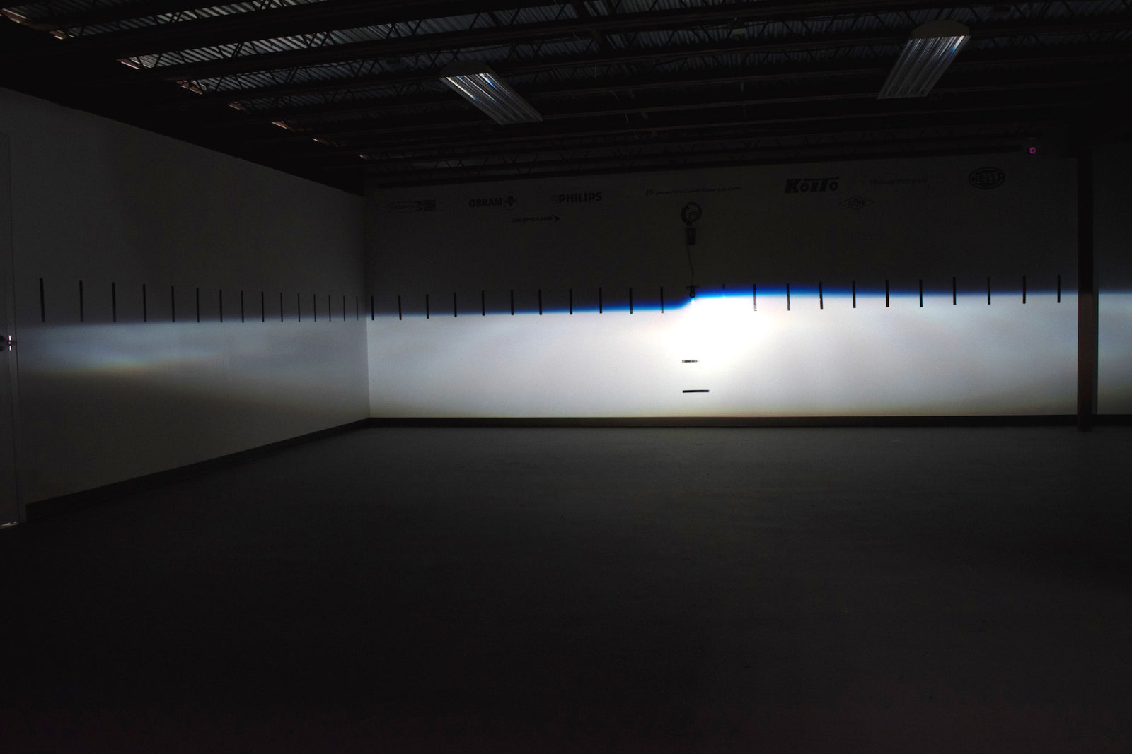 Morimoto Bi-Xenon ACME Standard (H1) -8