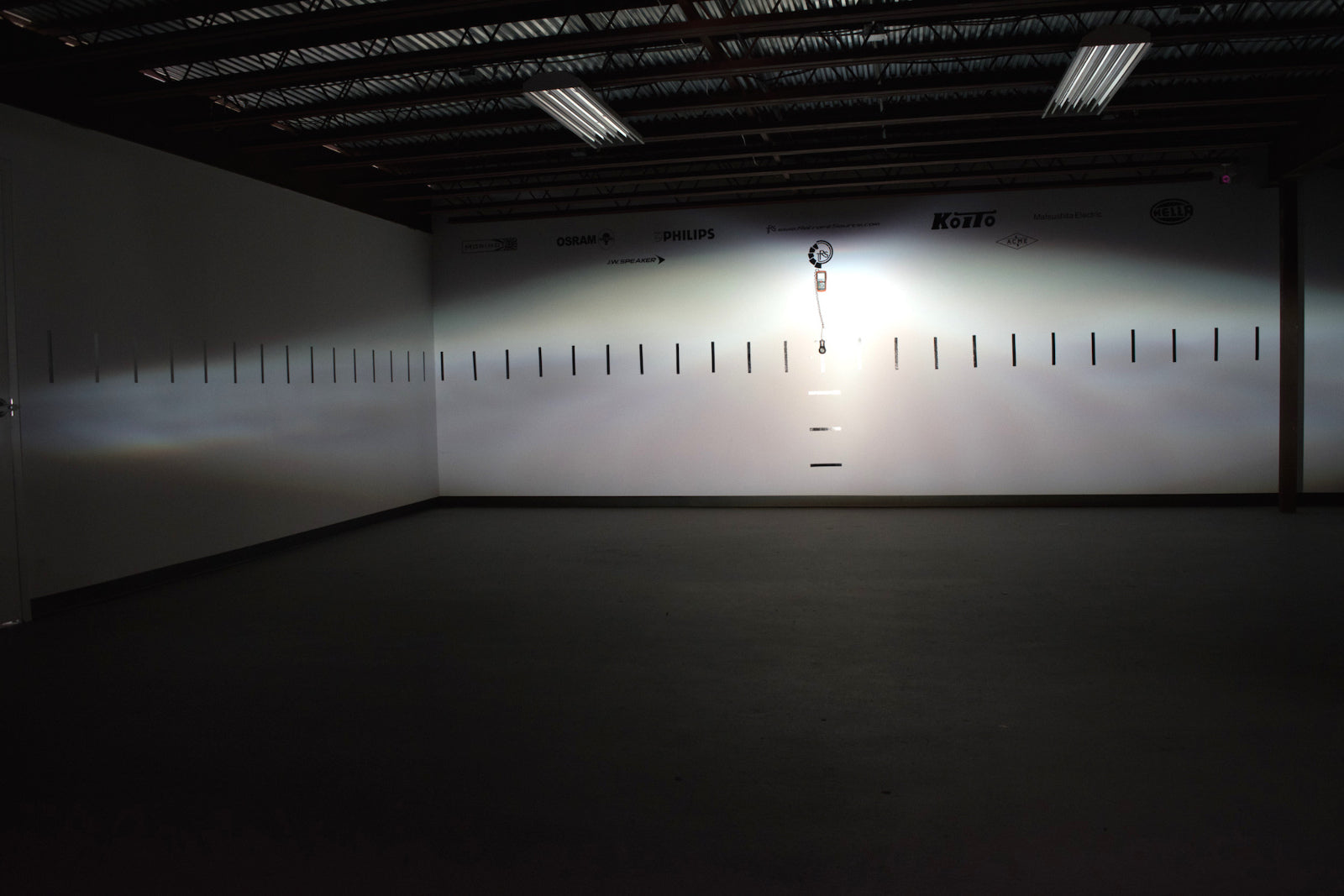 Morimoto Bi-Xenon ACME Standard (H1) -9