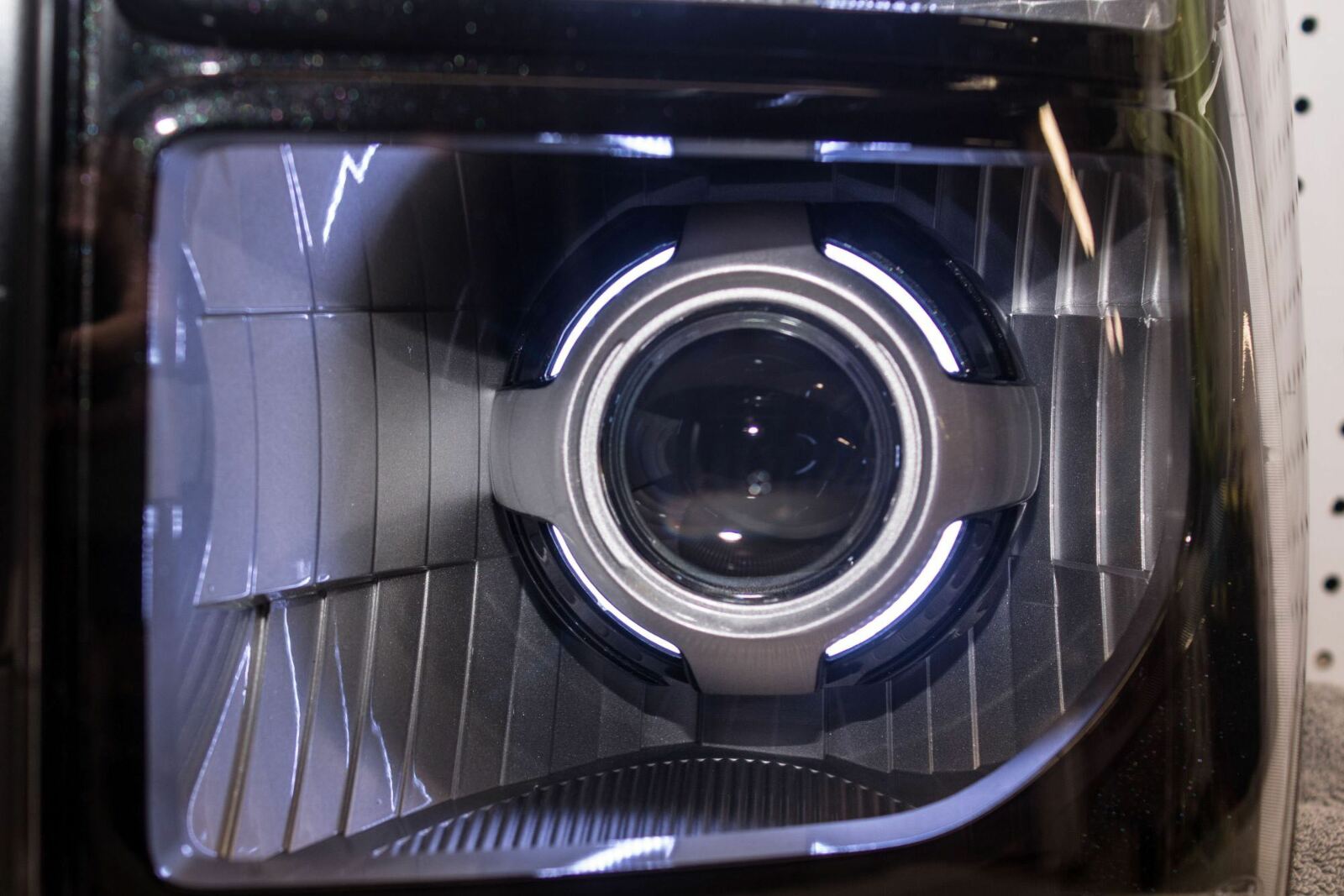 Morimoto Apollo 2.0 Full Circle Projector Shroud -9