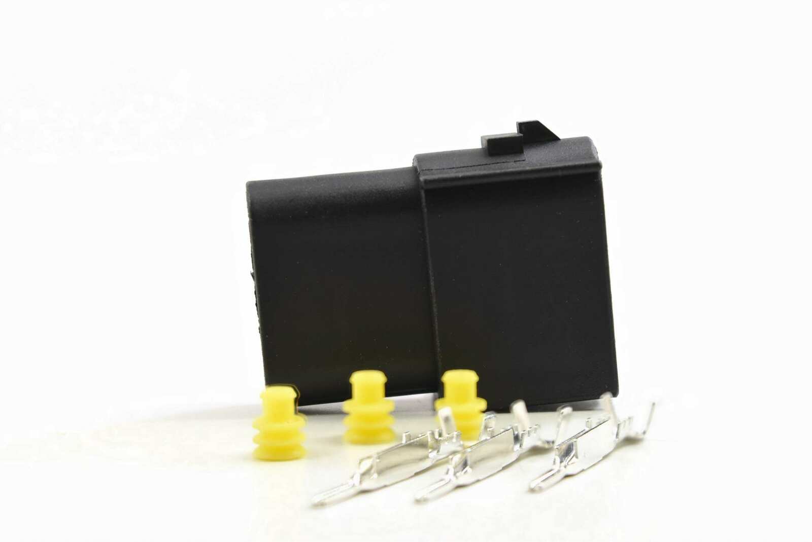 Morimoto Connector 3157 Ford Turn Male -1