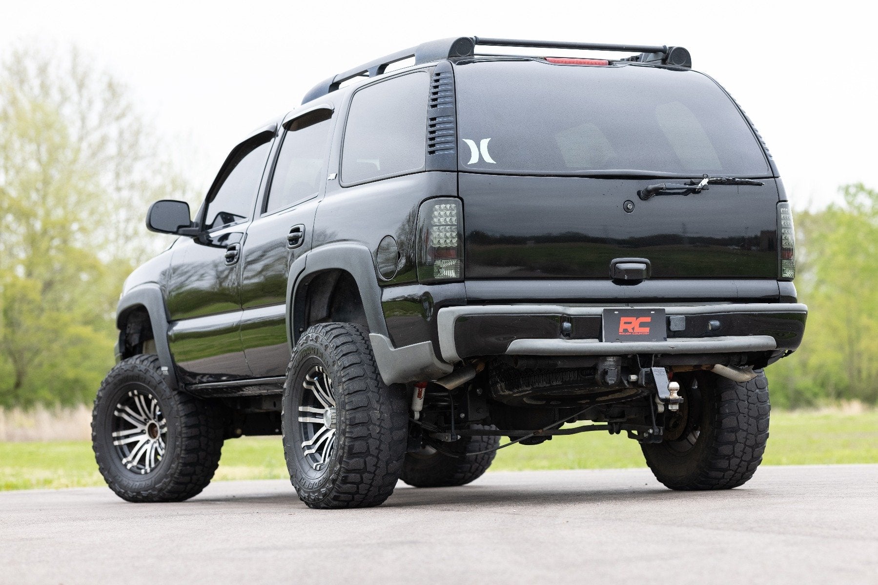 Rough Country 6 Inch Lift Kit V2 NTD Chevy/GMC Tahoe/Yukon (00-06) 28070