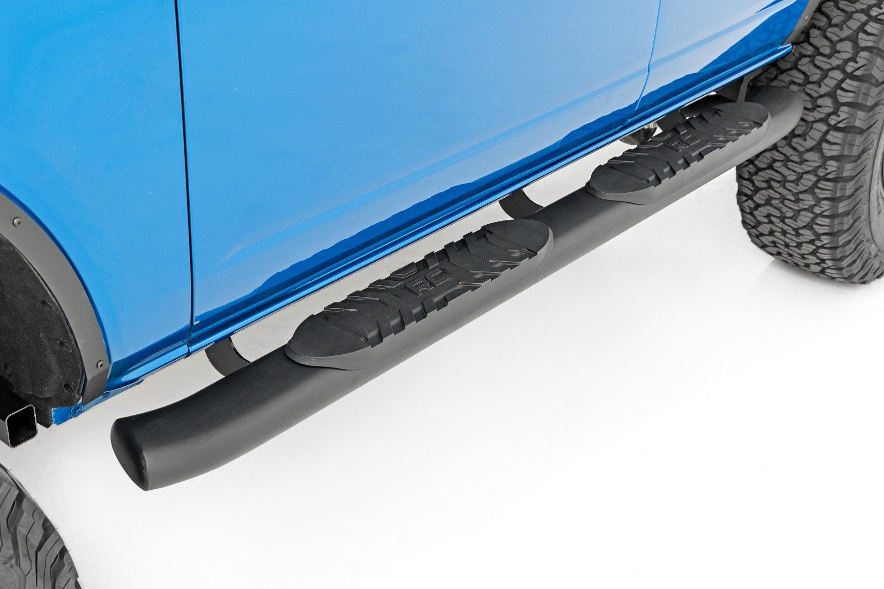 Rough Country Oval Nerf Step 4-Door Black Ford Bronco 4WD 2021-2022 21011
