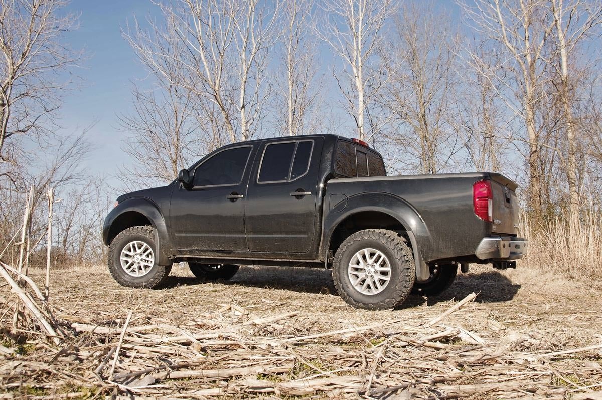 Rough Country 2.5in Nissan Leveling Strut Extensions 05-19 Frontier/Xterra 865