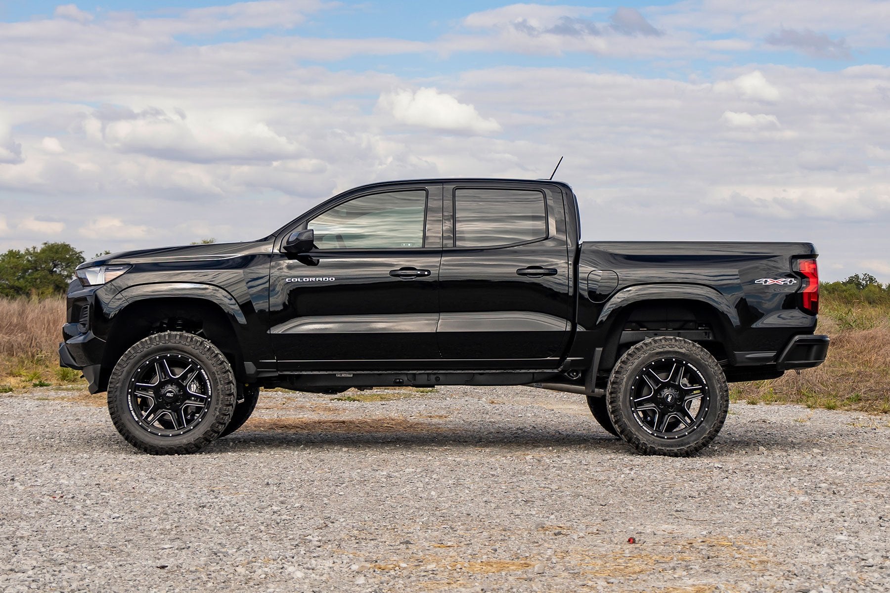 Rough Country 4" Lift Kit N3 Struts Chevy/GMC Canyon/Colorado 4wd 23-25