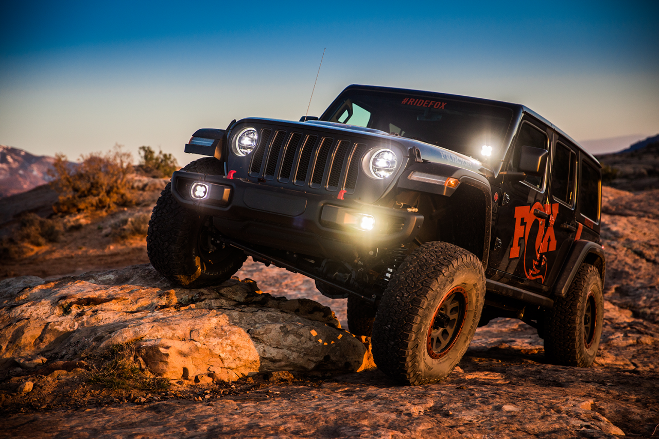 Fox Off Road Performance Elite Shocks  2.5" For Jeep Wrangler JK  2.5-4" lift
