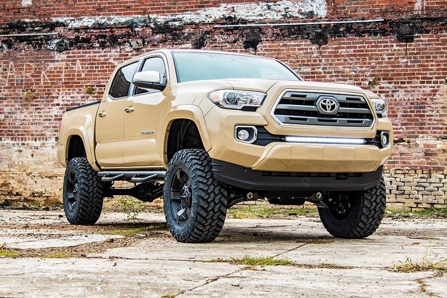 Rough Country 6" Suspension Lift Kit w/ Shocks for Toyota Tacoma 16-23 4WD -9