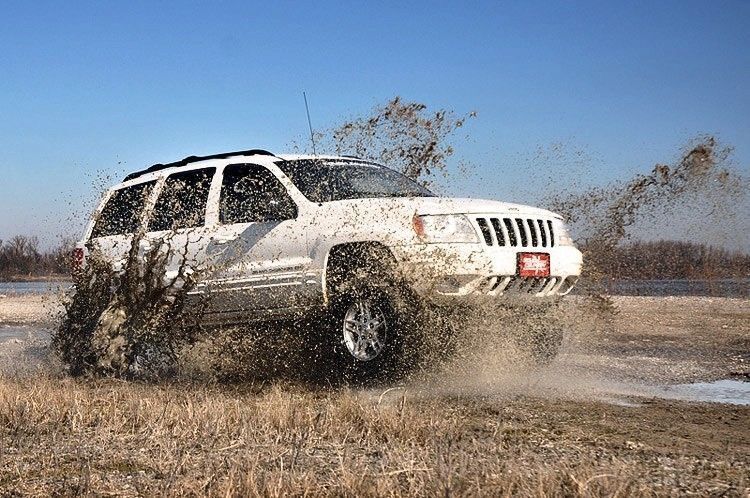 Rough Country 4" X-Series Suspension Lift Kit for Grand Cherokee WJ 99-04