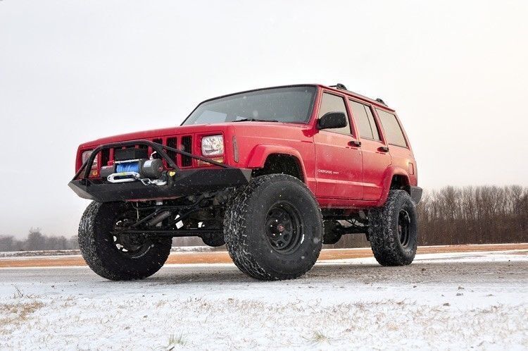 Rough Country 6.5" Suspension Lift Kit w/ Shocks for Cherokee XJ 1984-2001