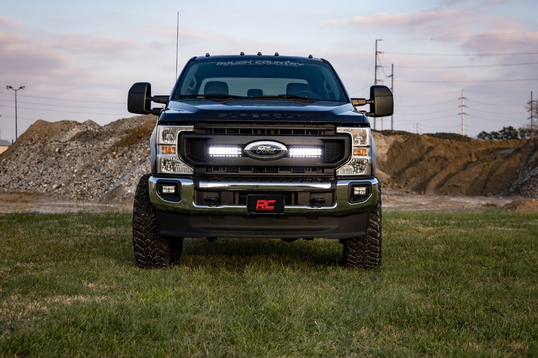 Rough Country LED Light Grille Mount 10" Black Ford Super Duty (20-21) 70898