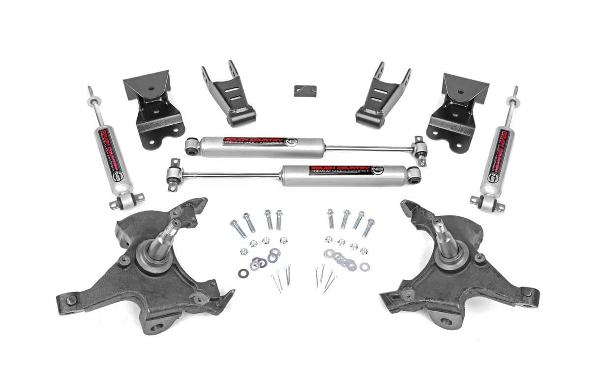 Rough Country 2in/4in Lowering Kit 88-98 GM 1500 PU 725.20