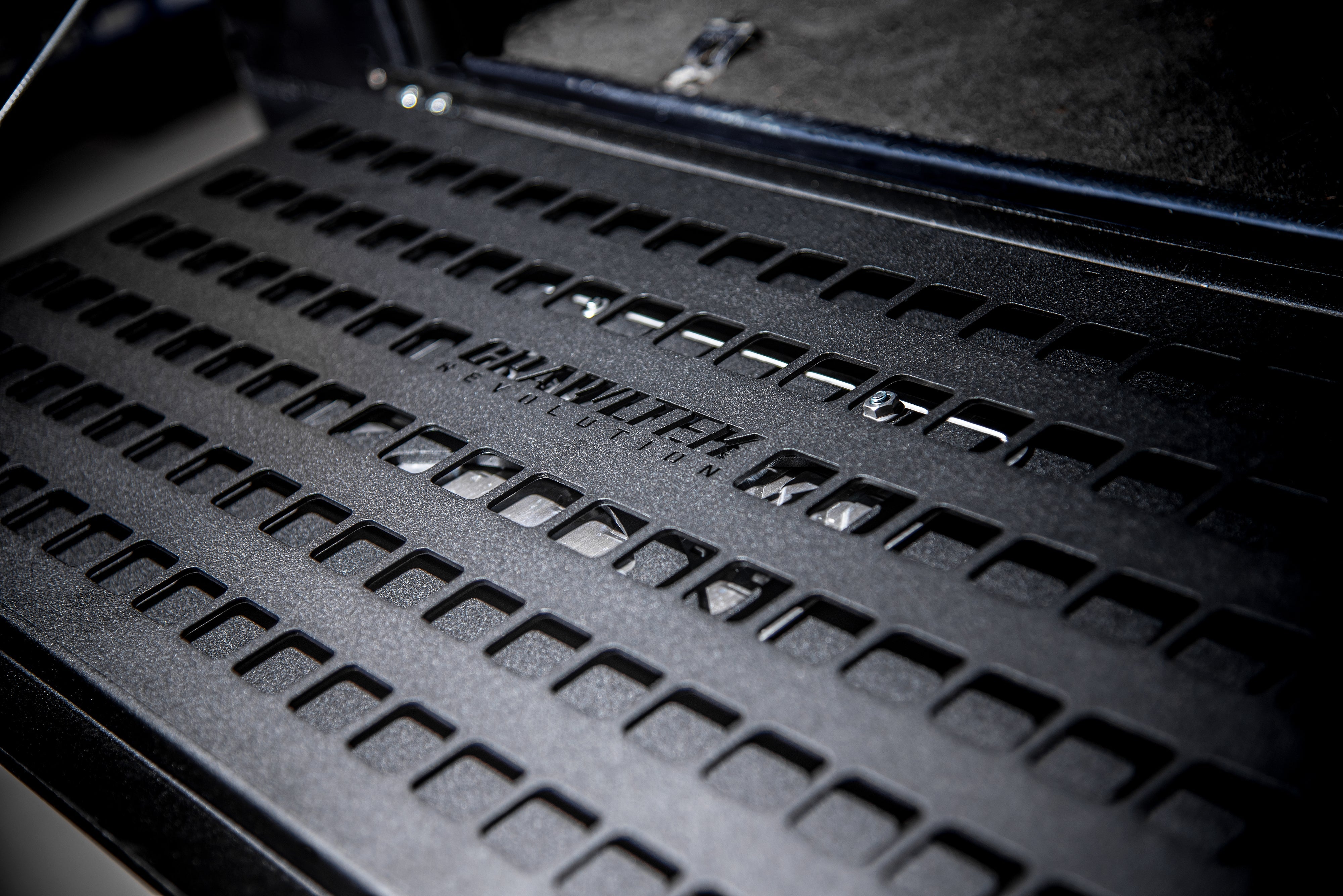 Drop Down Tailgate with Molle Rack | Jeep Wrangler YJ/TJ -11