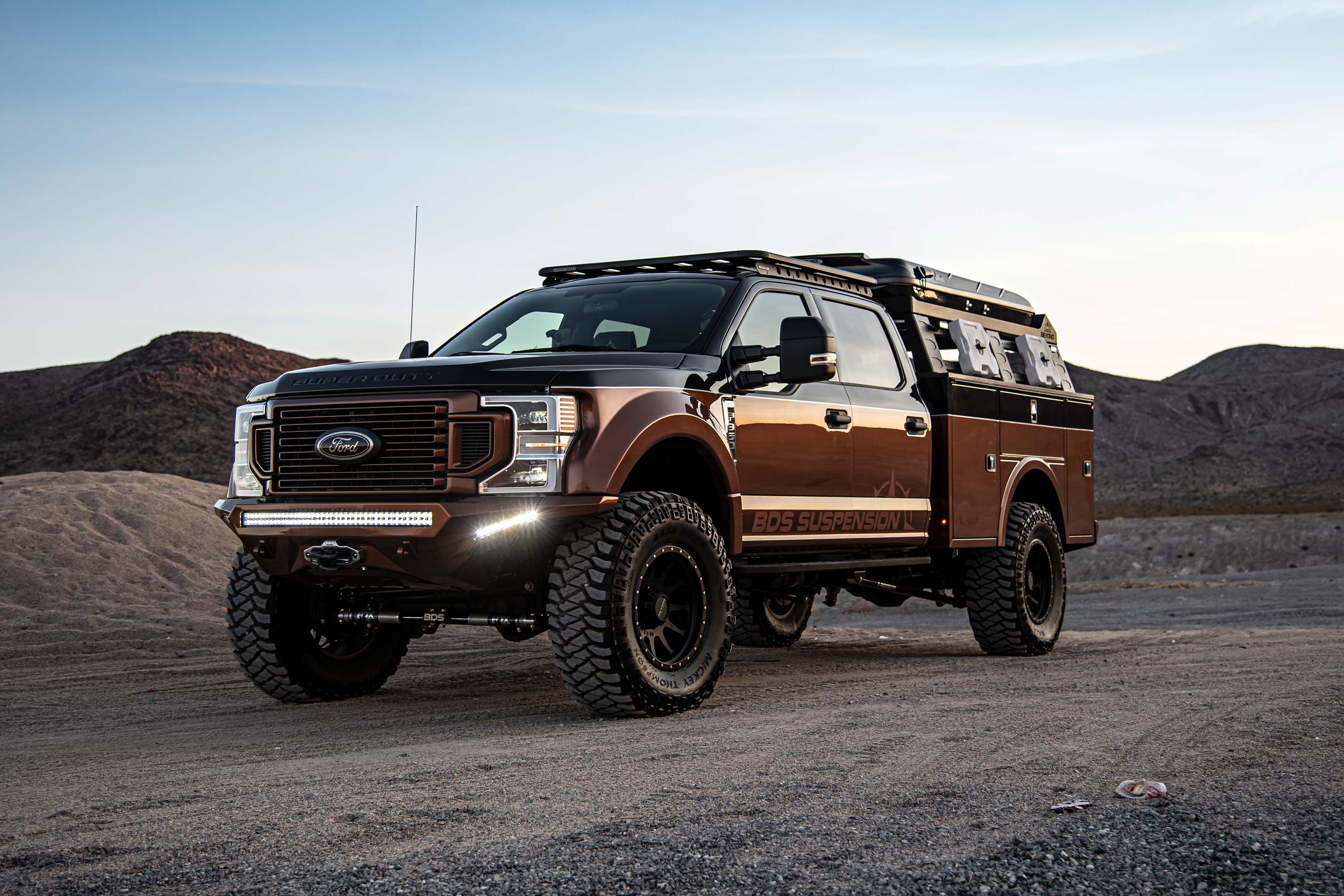 5 Inch Lift Kit w/ Radius Arm | Ford F250/F350 Super Duty (20-22) 4WD | Gas -2