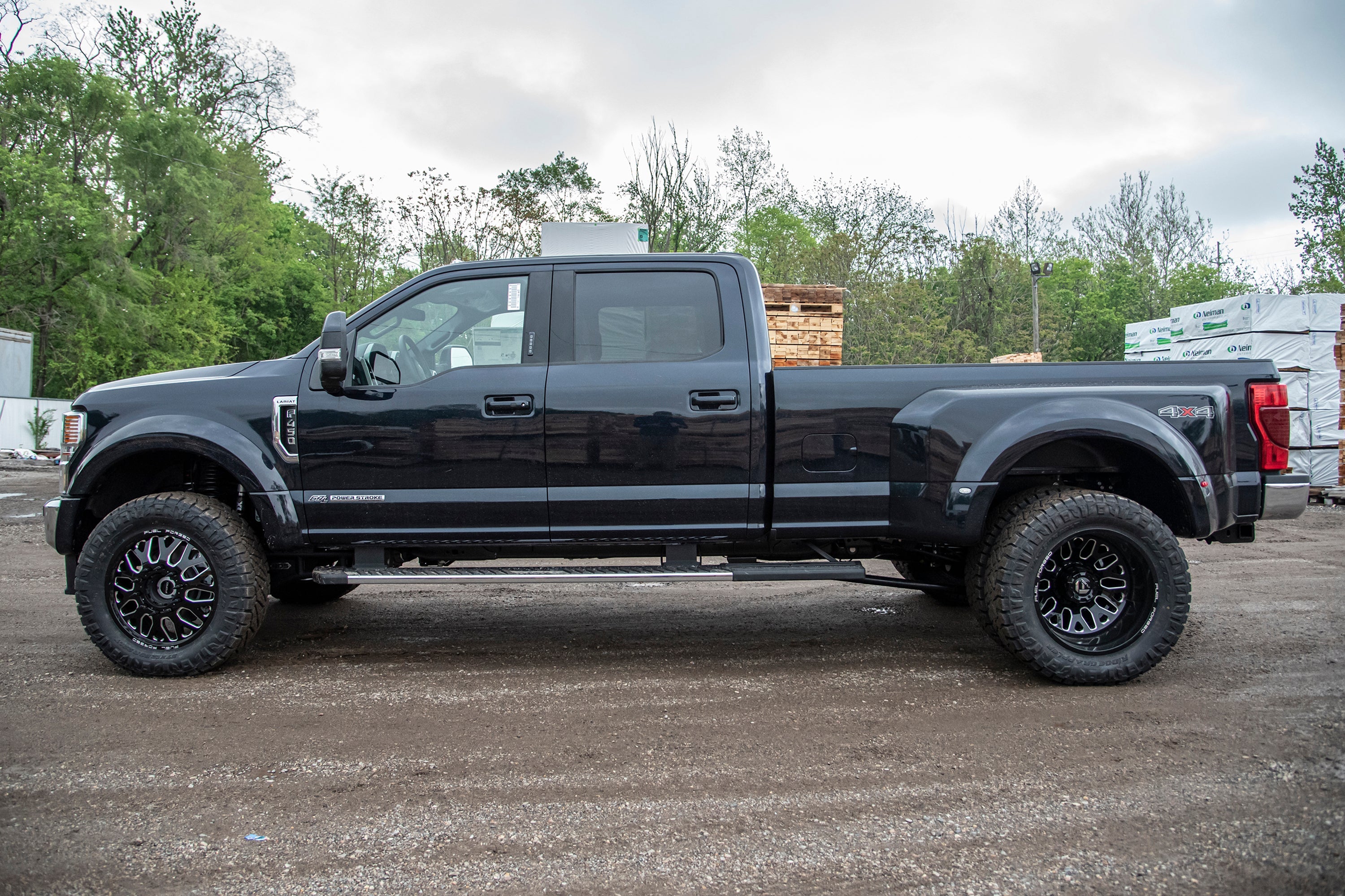 2.5 Inch Lift Kit w/ Radius Arm | Ford F450 Super Duty (20-22) 4WD | Diesel & Gas -6