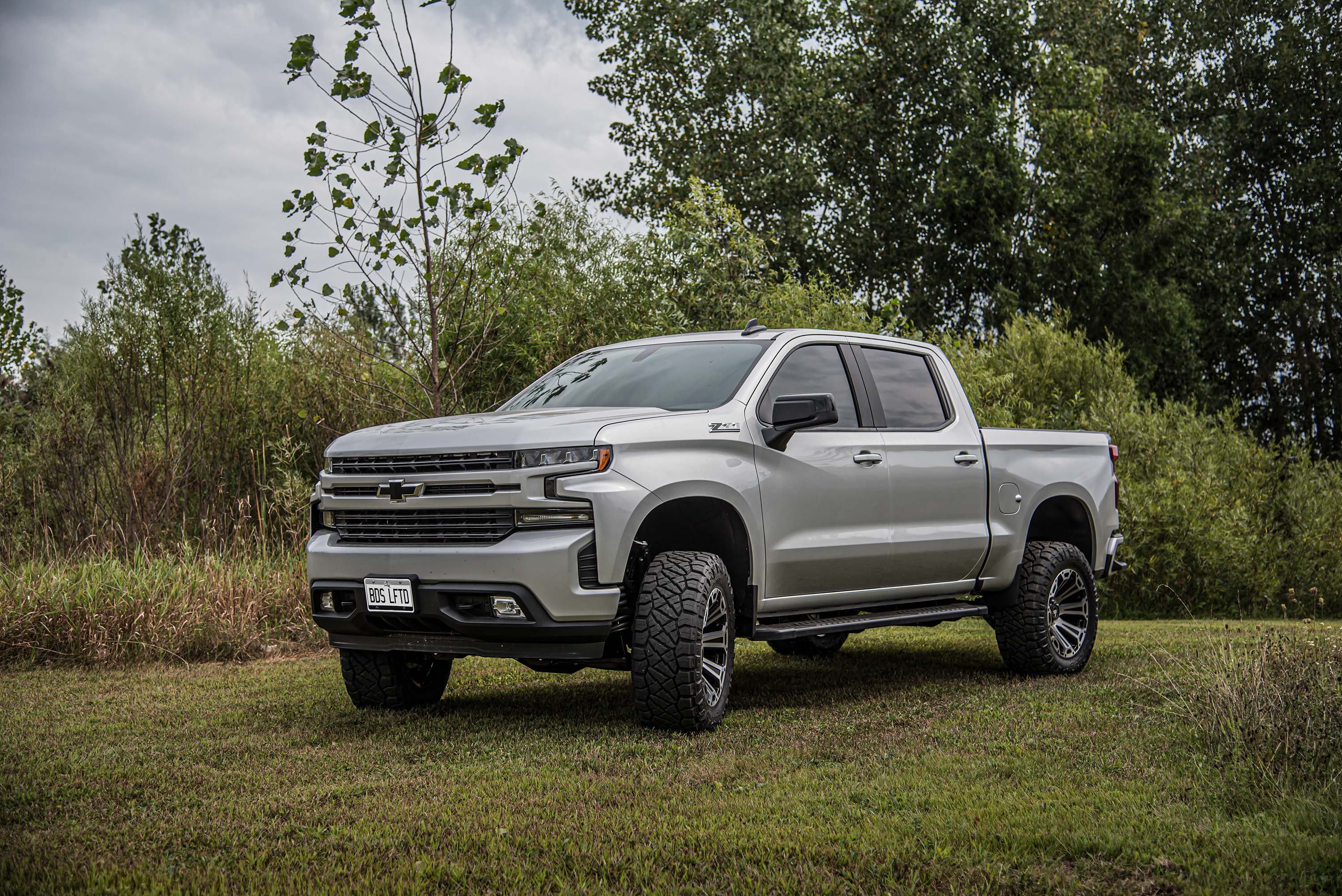 4 Inch Lift Kit | FOX 2.5 Performance Elite Coil-Over | Chevy Silverado or GMC Sierra 1500 (19-24) 4WD | Gas -3