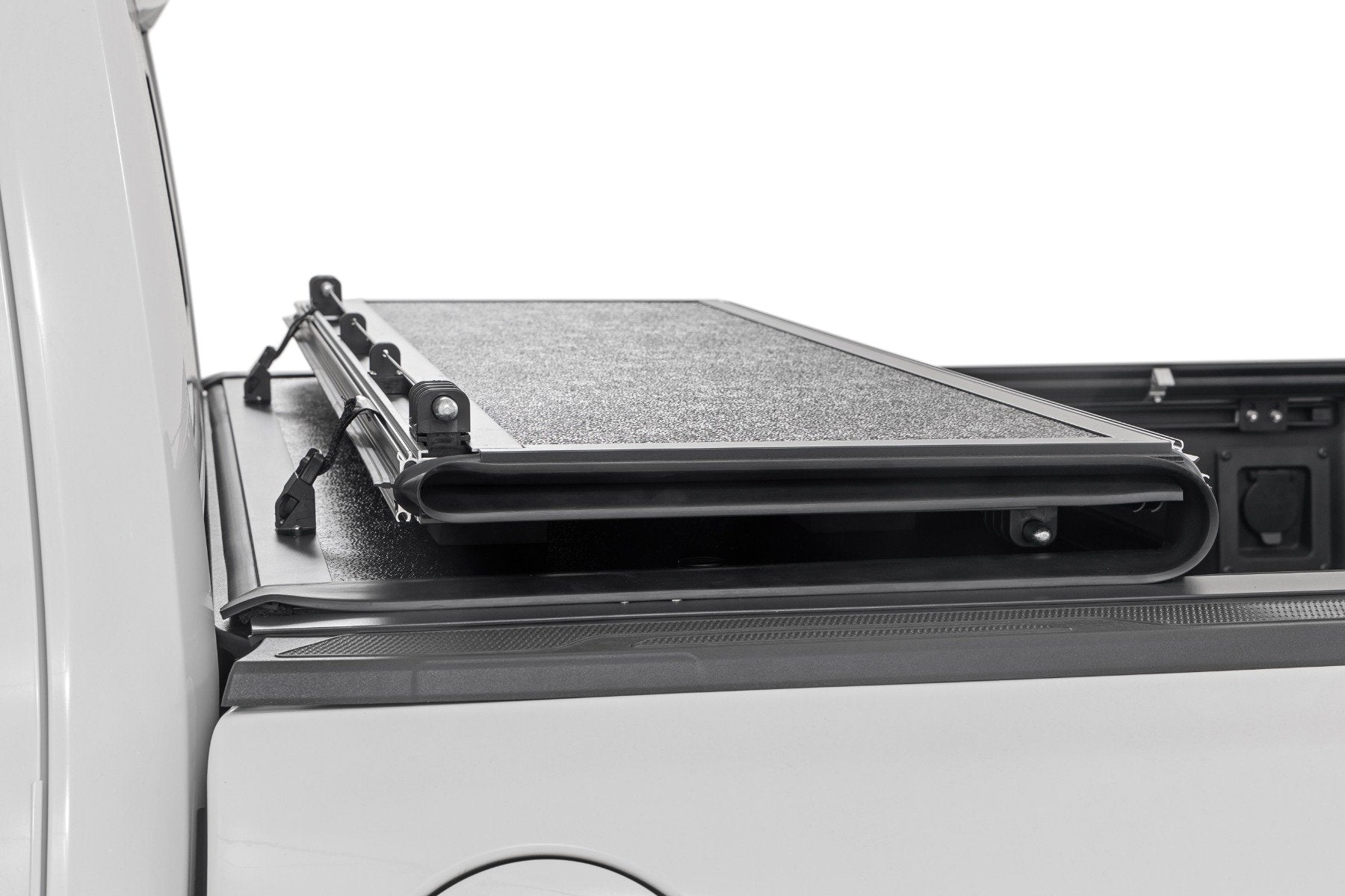 Hard Low Profile Bed Cover 5' Bed Toyota Tacoma 2024 47415551B