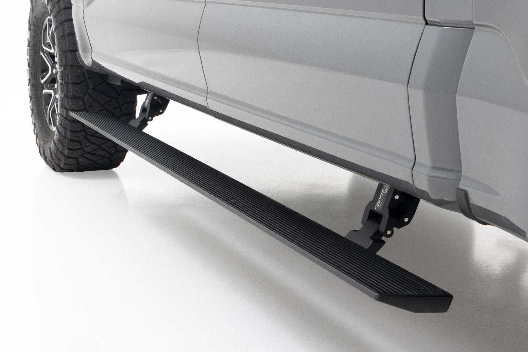 Rough Country RPT2 Running Boards Crew Cab Chevy/GMC 1500/2500HD/3500HD 07-18 PSR71525