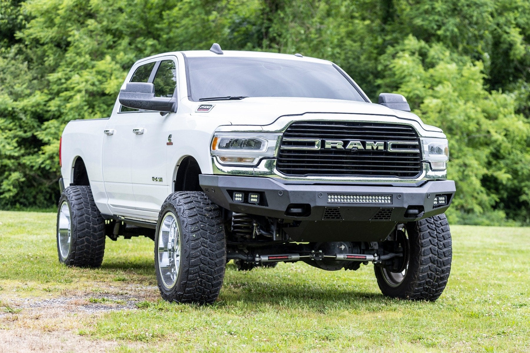 RAM 2500 14-21/3500 13-21 Pickup Dual Steering Stabilizer Kit 8749430