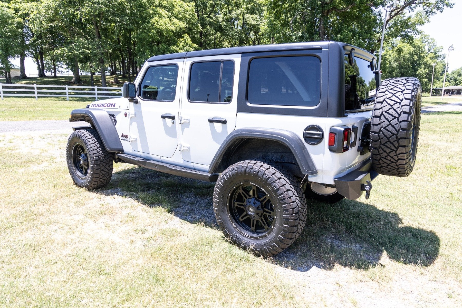 Rough Country 3.5" Lift Kit C/A Drop FR D/S M1 for Jeep Wrangler JLU 24-25 94040