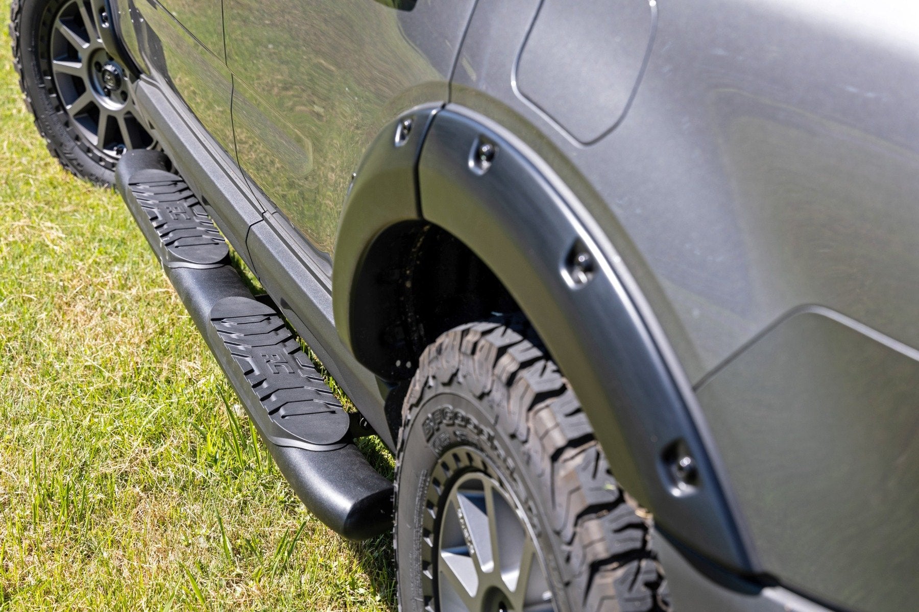 Rough Country Oval Nerf Step Black Ford Bronco Sport (2021) 21006
