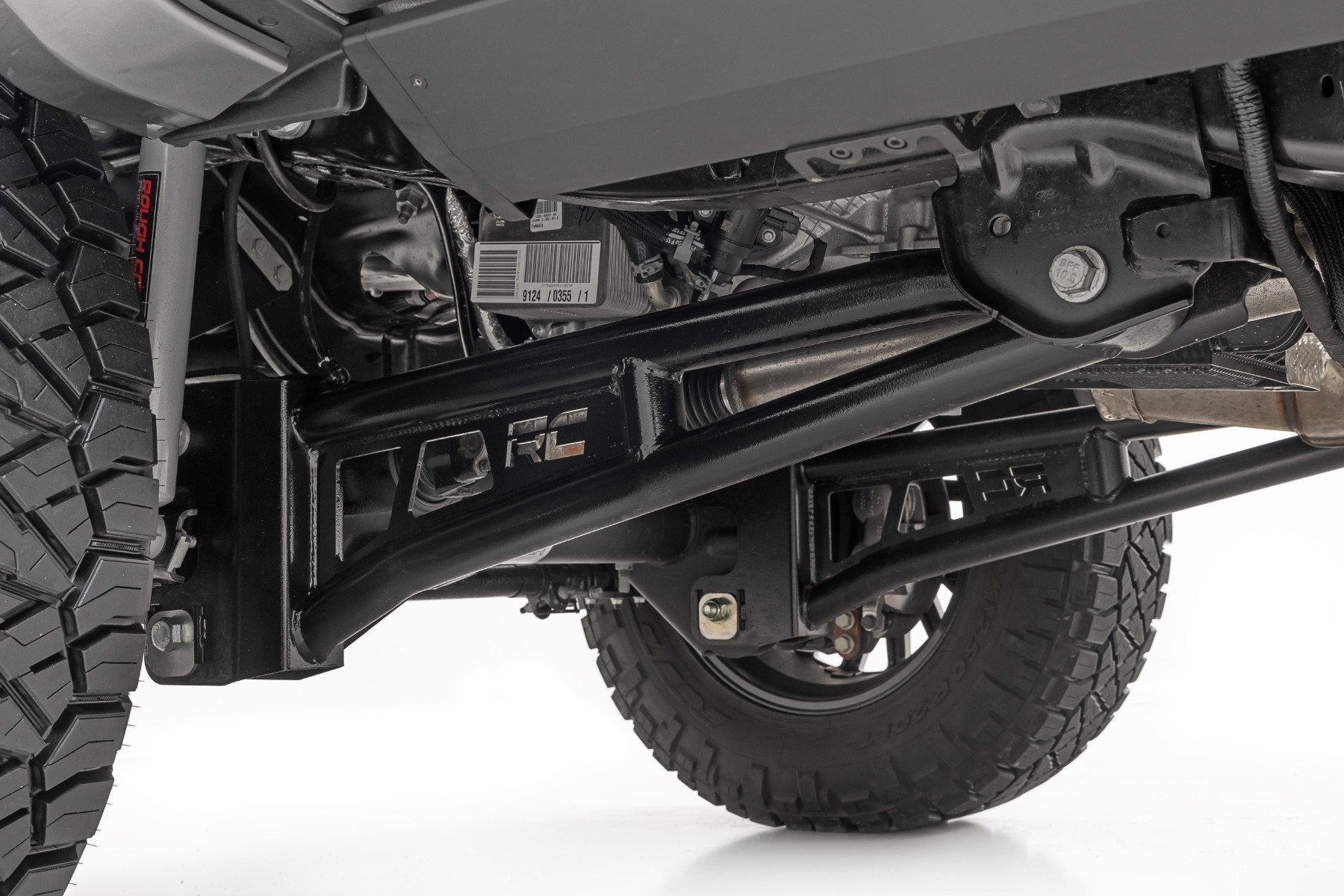 Rough Country 6" Lift Kit Gas Radius Arm M1 for Ford F250/F350 4wd 23-25 41640