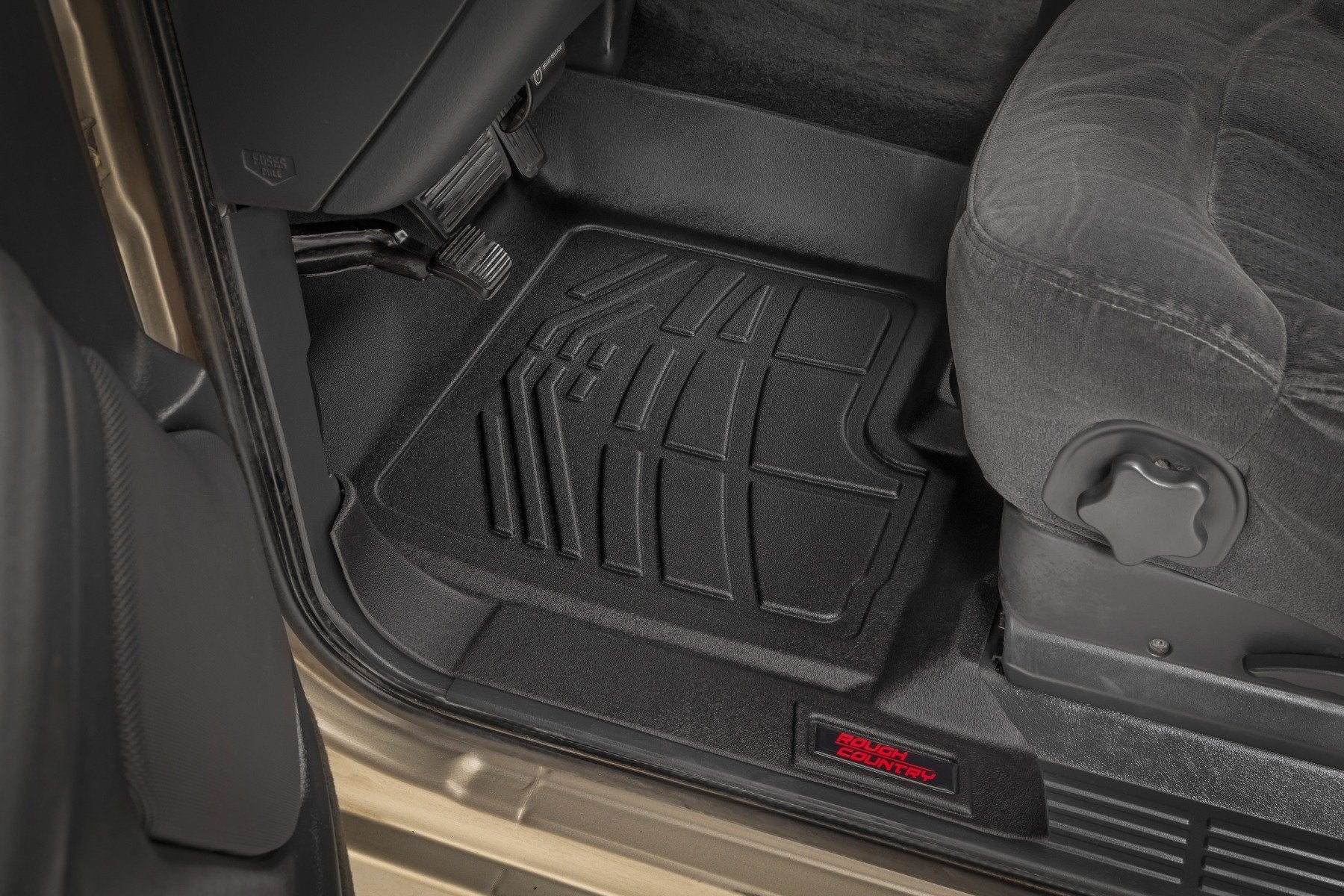 Rough Country Sure-Fit Floor Mats Front Chevy/GMC 1500 99-06 & Classic -2