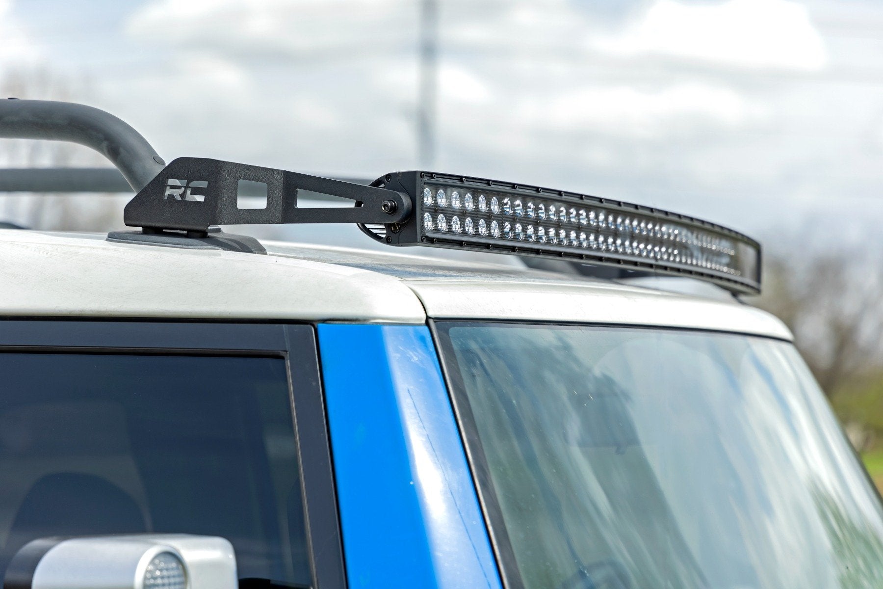 Rough Country 50 in Curved CREE LED Light Bar-Dual Row-23040 Lumens Black Series 72950BL