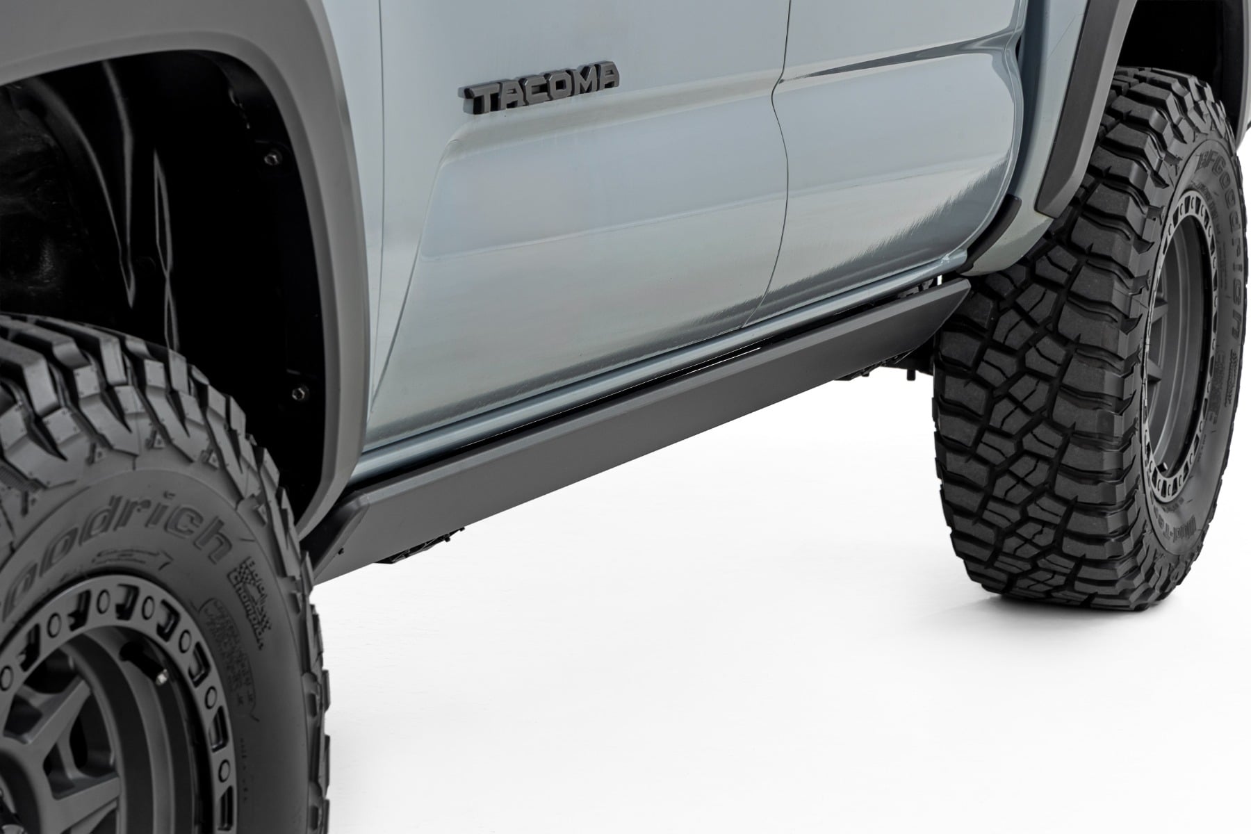 Rough Country Power Running Boards Double Cab for Toyota Tacoma 2005-2023 ESR652110