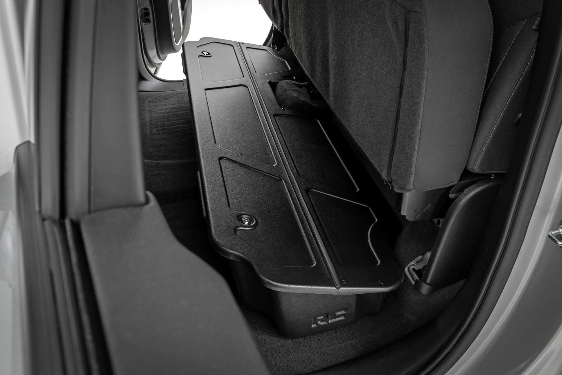 Under Seat Storage w/ Locking Lid Double Cab Chevy/GMC 1500/2500/3500HD 19-26 RC0994
