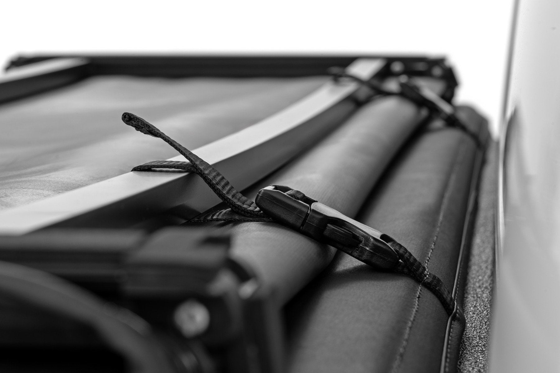 Rough Country Soft Tri-Fold Bed Cover | 5' Bed | Dbl Cab | for Toyota Tacoma 2WD/4WD (24-26) 41716505A