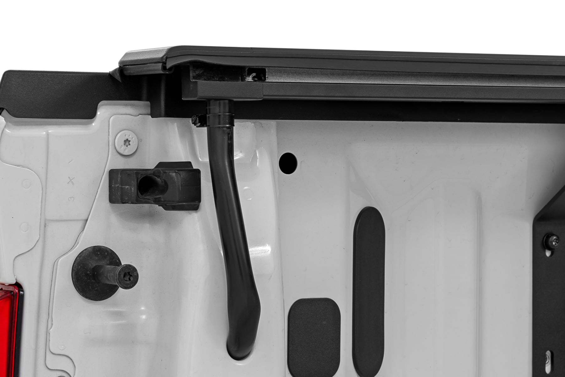 Rough Country Manual Bed Cover | 5'7" Bed | for Ford F150 15-26/Lightning 22-26 53509550