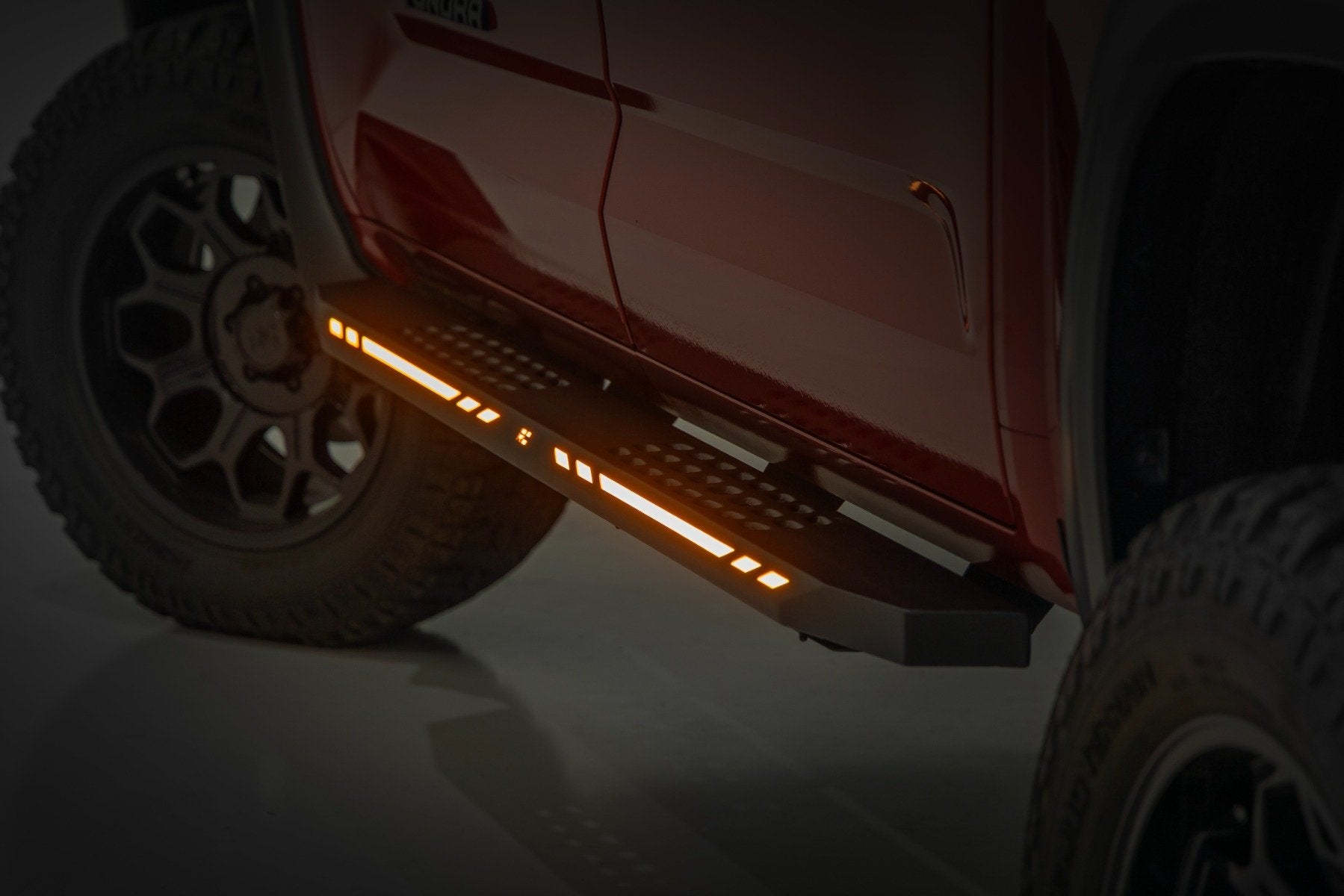 Rough Country AC2 Running Boards | Amber/White | CrewMax | for Toyota Tundra 2WD/4WD (22-25)