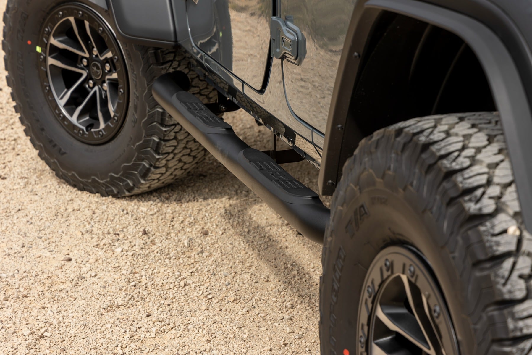 Rough Country Nerf Steps 3" Tube 4 Door for Jeep Wrangler Unlimited 2018-2026 43010