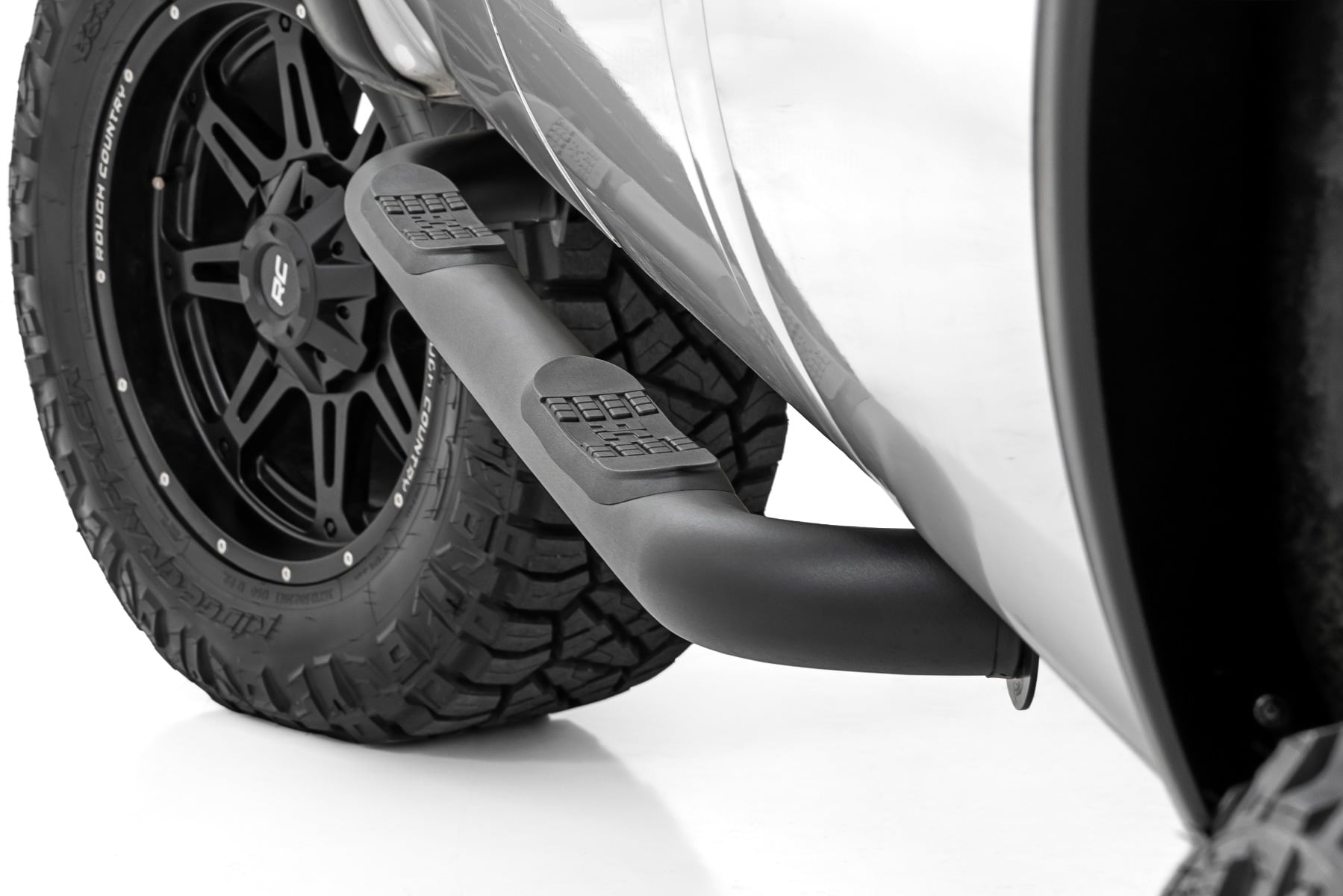 Rough Country Nerf Steps 3" Tube Crew Cab for Ford F250/F350 Super Duty 99-16 43009
